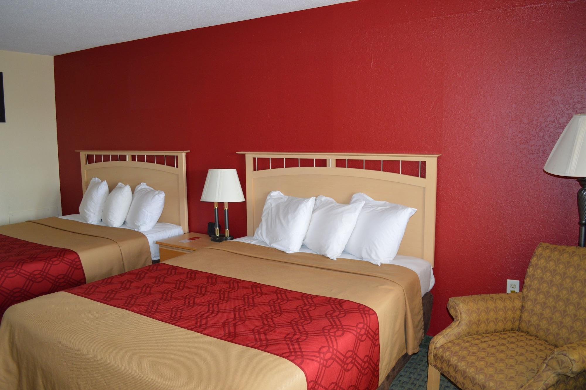 Econo Lodge Christiansburg-Blacksburg I-81 Экстерьер фото
