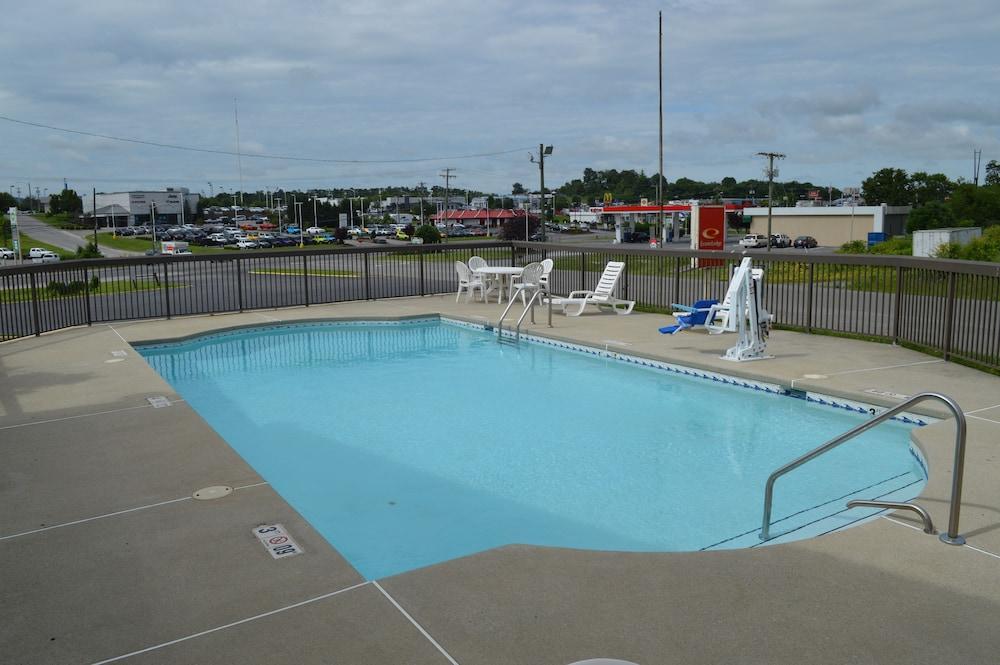 Econo Lodge Christiansburg-Blacksburg I-81 Экстерьер фото