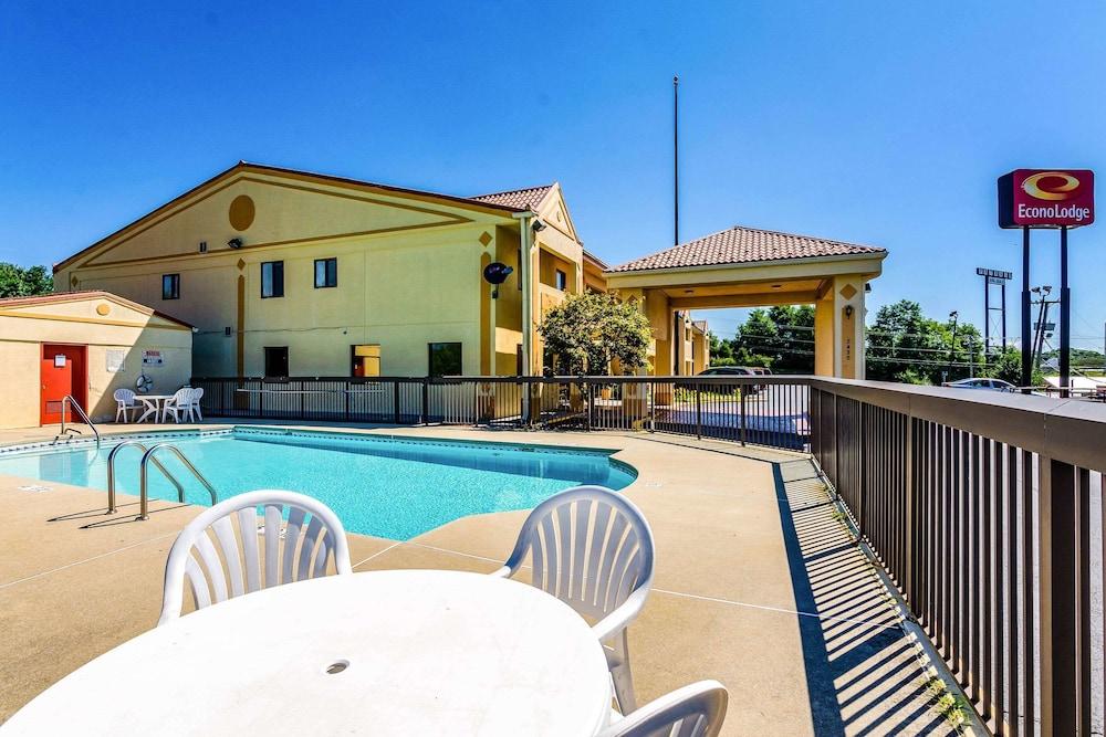 Econo Lodge Christiansburg-Blacksburg I-81 Экстерьер фото