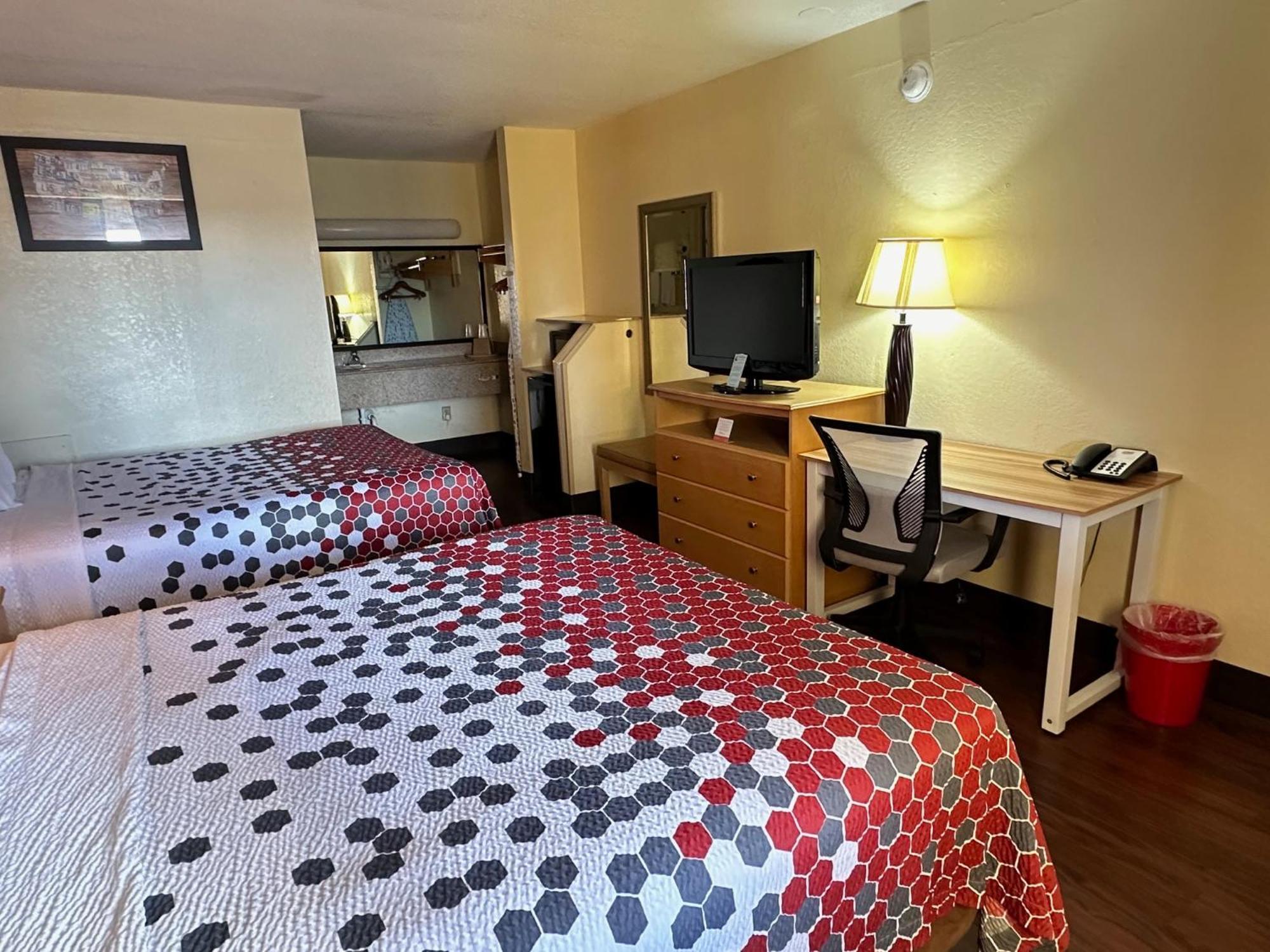 Econo Lodge Christiansburg-Blacksburg I-81 Экстерьер фото