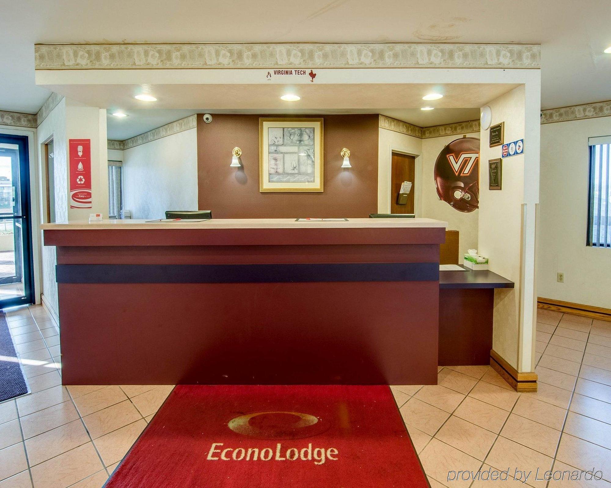 Econo Lodge Christiansburg-Blacksburg I-81 Экстерьер фото