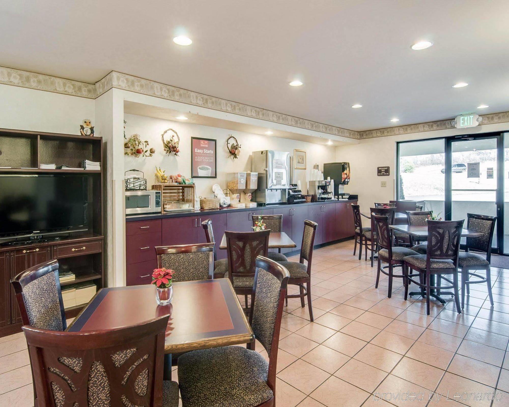Econo Lodge Christiansburg-Blacksburg I-81 Экстерьер фото